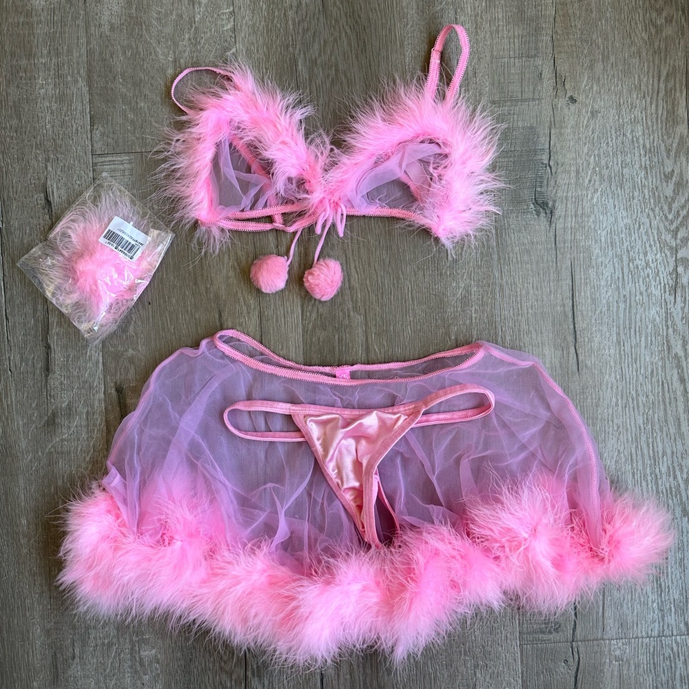 Dollskill Sugarthrillz Pink Mesh Fluffy lingerie Set + pasties